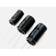 CAPACITOR Electrolytic 22µF 350V 13x21mm